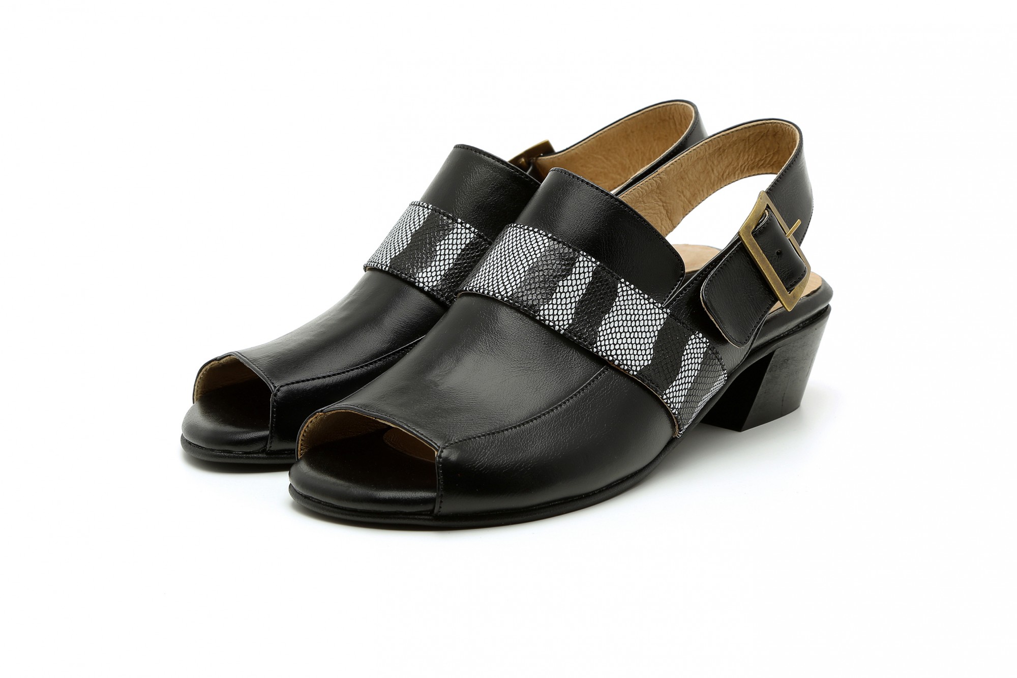 low heel leather sandals