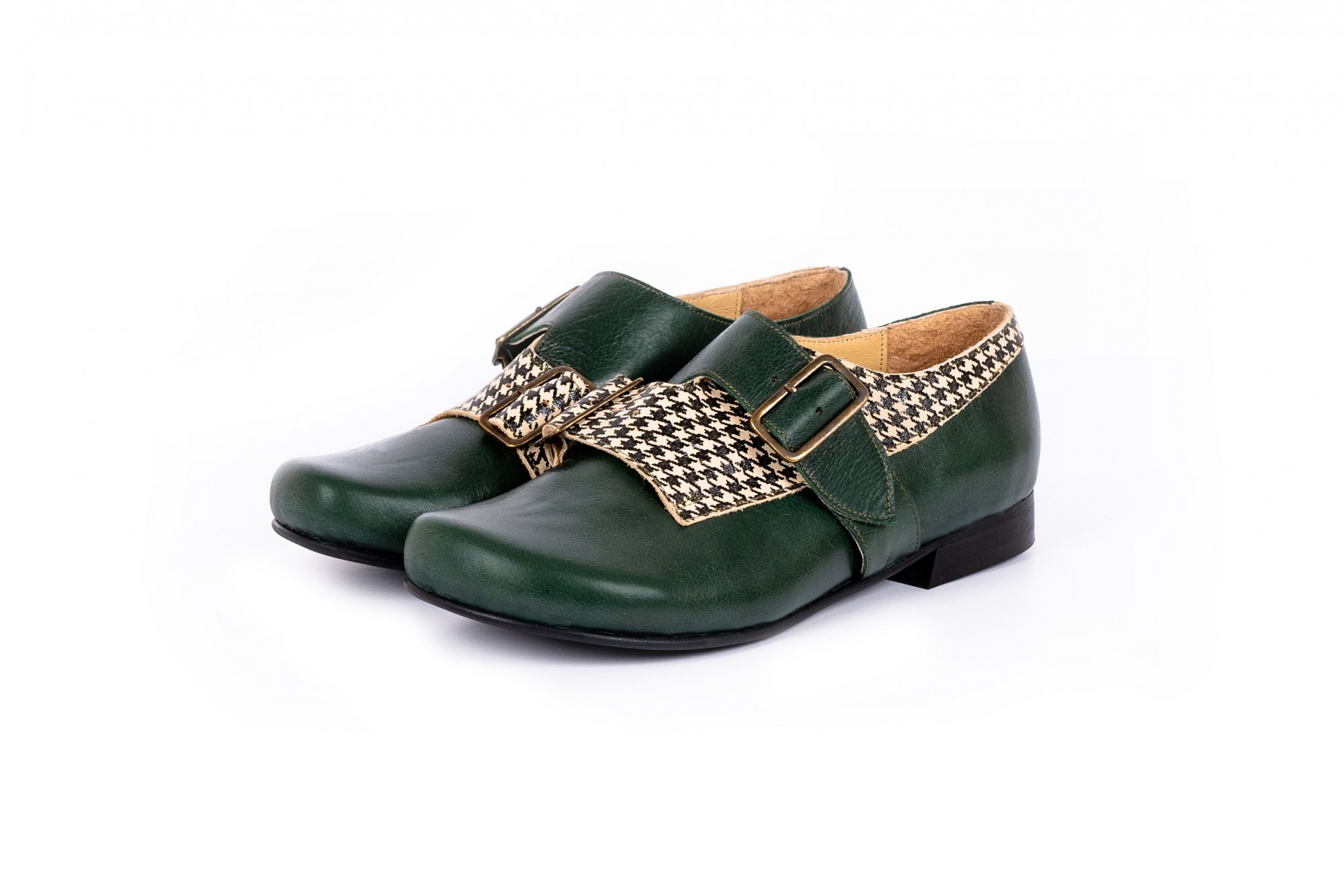 dark green flat shoes