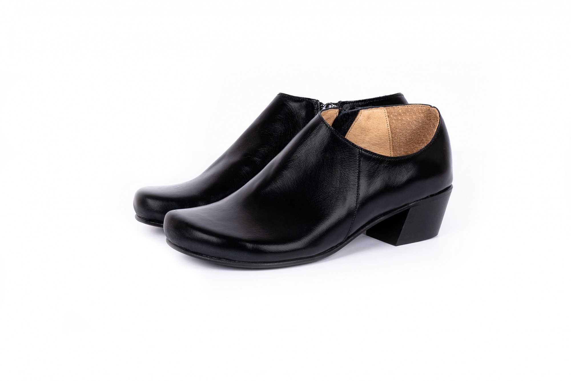 black leather low heel shoes