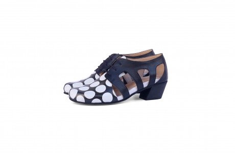 Cutout black & white women's shoes 