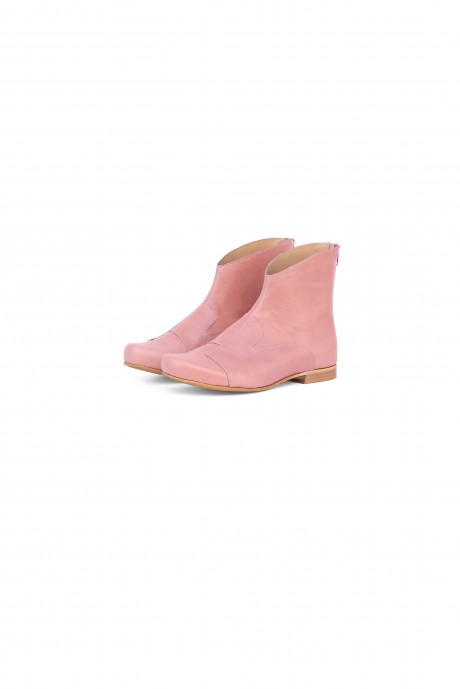 Pink leather flat boots with a back zipper