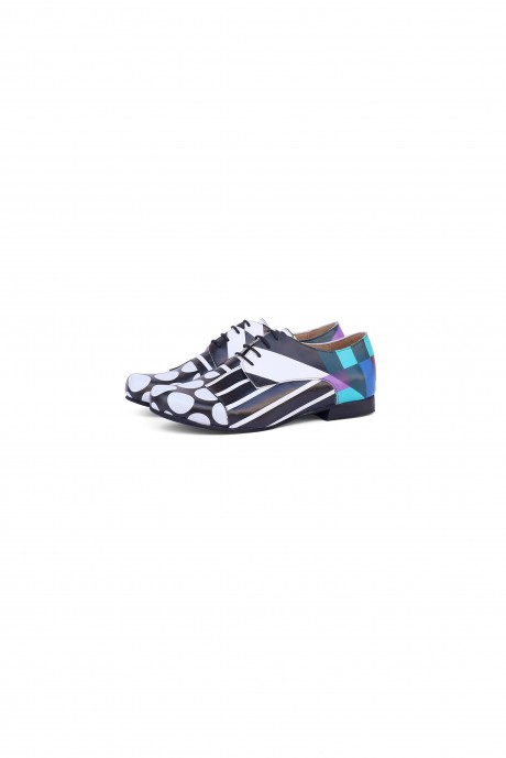 Women's geometric leather flat shoes, wearable art